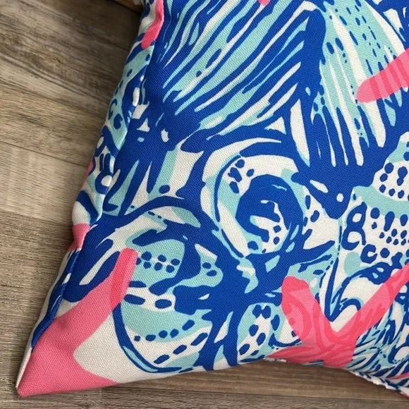 Lilly Pulitzer Themed Accent Pillows, Set of 2 - Picture 6 of 8